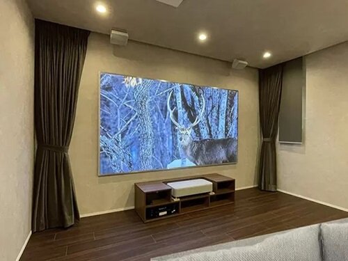 203_hometheater_07.jpg