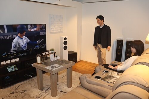 203_hometheater_09.JPG