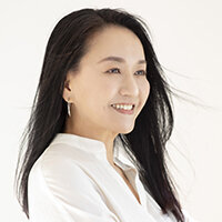 川端 幸枝氏の人物画像