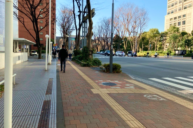 新宿駅からの行き方